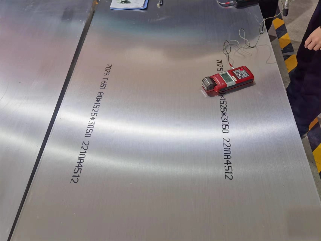 2.0mm Aluminum Steel Sheet 3003 H22 5052 H32 Anti Slip For Safety Flooring