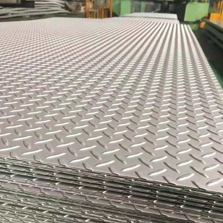 5052 5754 6061 Tread Aluminum Checker Plate Embossed Sheets 0.02-3.0mm
